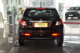 2013款帝豪EC715RV手动精英型到店实拍