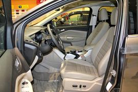2013款长安福特2.0GTDi自动尊贵型
