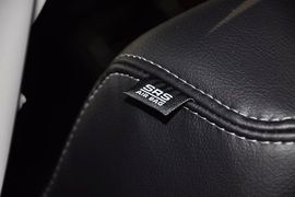 2013款Jeep指南者2.4L豪华版到店实拍