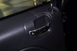 2013款Jeep指南者2.4L豪华版到店实拍