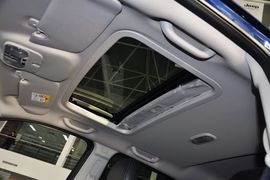 2013款Jeep指南者2.4L豪华版到店实拍