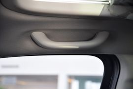 2013款Jeep指南者2.4L豪华版到店实拍