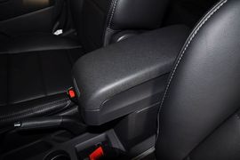 2013款Jeep指南者2.4L豪华版到店实拍