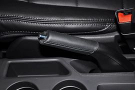 2013款Jeep指南者2.4L豪华版到店实拍