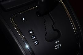 2013款Jeep指南者2.4L豪华版到店实拍
