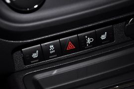 2013款Jeep指南者2.4L豪华版到店实拍