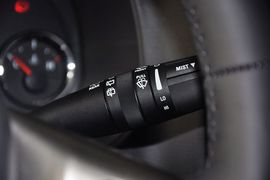 2013款Jeep指南者2.4L豪华版到店实拍