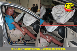 2012款菲亚特菲翔1.4T自动尊享版碰撞图解