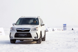 冰雪试驾2013款斯巴鲁森林人