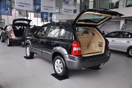 2009款现代途胜2.0GL自动两驱舒适型到店实拍