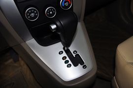 2009款现代途胜2.0GL自动两驱舒适型到店实拍