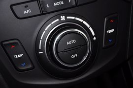 2013款现代全新胜达2.4GLS自动四驱智能型