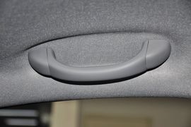 2010款现代瑞纳三厢1.4GS手动舒适型到店实拍