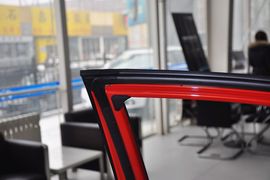 2010款现代瑞纳三厢1.4GS手动舒适型到店实拍