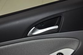 2010款现代瑞纳三厢1.4GS手动舒适型到店实拍