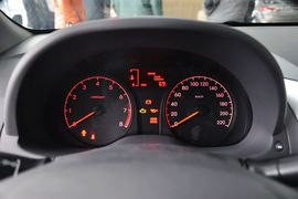 2010款现代瑞纳三厢1.4GS手动舒适型到店实拍