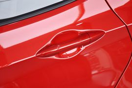 2010款现代瑞纳三厢1.4GS手动舒适型到店实拍