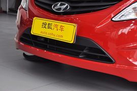 2010款现代瑞纳三厢1.4GS手动舒适型到店实拍