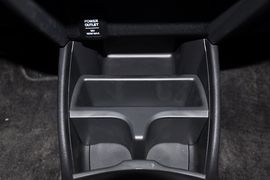 2013款本田飞度Hybrid