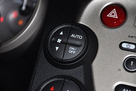 2013款本田飞度Hybrid