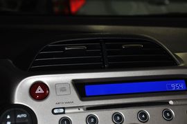 2013款本田飞度Hybrid