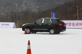 华泰宝利格冰雪试驾