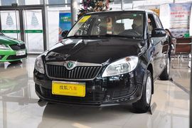 2012款斯柯达晶锐1.4L手自一体晶致版