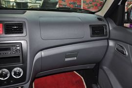 2012款奇瑞旗云2