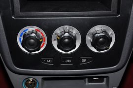 2012款奇瑞旗云2