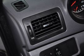 2012款奇瑞旗云2