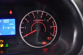 2012款奇瑞旗云2