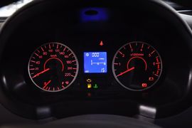 2012款奇瑞旗云2