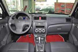 2012款奇瑞旗云2