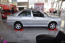 2012款奇瑞旗云2