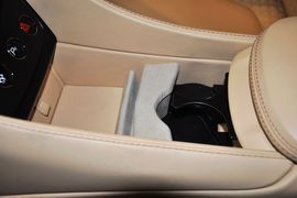 2013款阿斯顿马丁Vanquish征服