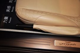 2013款阿斯顿马丁Vanquish征服