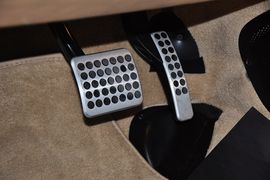 2013款阿斯顿马丁Vanquish征服