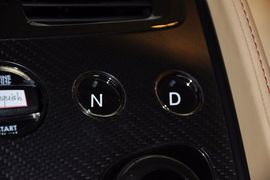 2013款阿斯顿马丁Vanquish征服