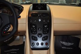 2013款阿斯顿马丁Vanquish征服