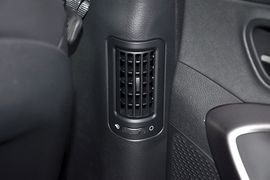 2013款现代全新胜达2.4GLS自动前驱智能型
