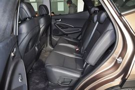 2013款现代全新胜达2.4GLS自动前驱智能型