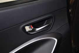 2013款现代全新胜达2.4GLS自动前驱智能型