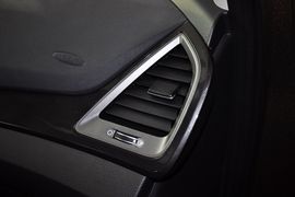 2013款现代全新胜达2.4GLS自动前驱智能型