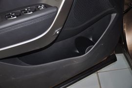 2013款现代全新胜达2.4GLS自动前驱智能型