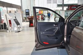 2013款现代全新胜达2.4GLS自动前驱智能型
