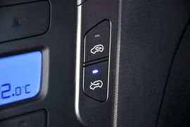 2013款现代全新胜达2.4GLS自动前驱智能型