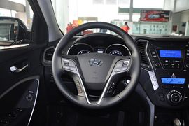 2013款现代全新胜达2.4GLS自动前驱智能型