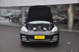 2013款保时捷Panamera4