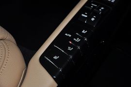 2013款保时捷Panamera4