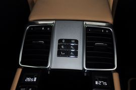 2013款保时捷Panamera4